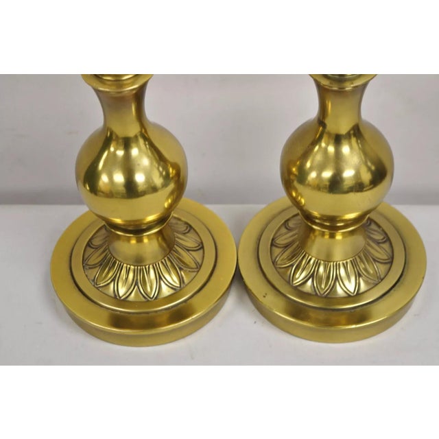 Late 20th Century Vintage Stiffel Hollywood Regency Brass Bulbous Column Table Lamps - A Pair For Sale - Image 5 of 12