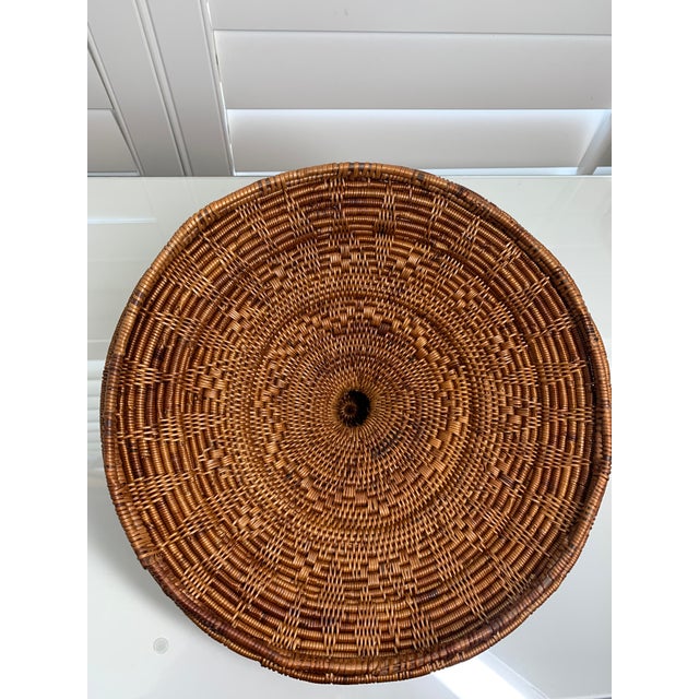 African Mid 20th Century East African Coiled Lidded Basket, Possibly Ethiopian For Sale - Image 3 of 12