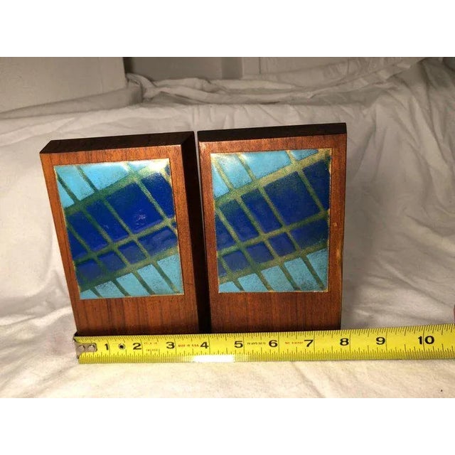 Wood Ernest John Mid-Century Modern Walnut and Enamel Bookends - a Pair For Sale - Image 7 of 13