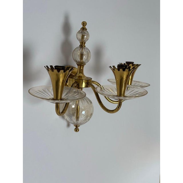 Crystal and Brass Wall Sconce with Glass by Lightolier, 1950s For Sale - Image 9 of 18