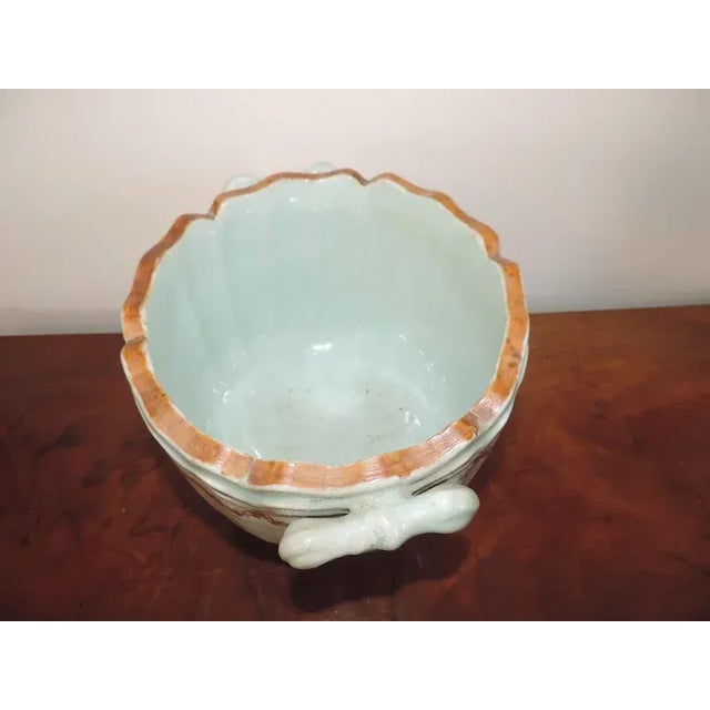 1760 - 1765 Chinese Export Porcelain Handled Cachepot Vase For Sale - Image 10 of 11