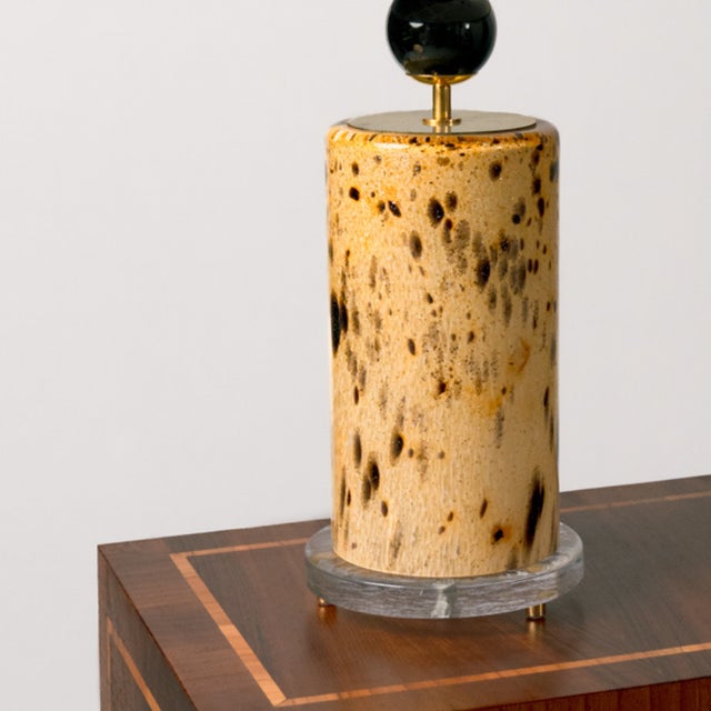 Mid-Century Modern Speckled Murano Glass Lamps in Amber and Black Tones, 1980s, Set of 2 For Sale - Image 3 of 6