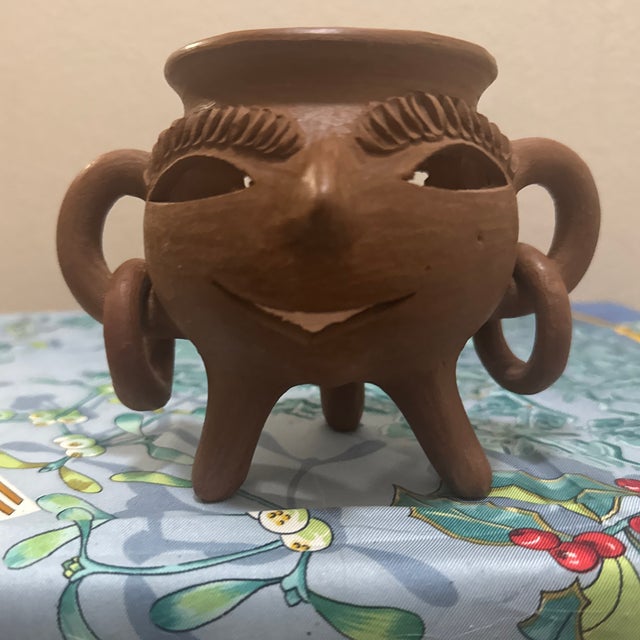 Folk Art Vintage Nicaraguan Folk Art Terracotta Face Pot Tripod Anafre Vessel With Ring Handles For Sale - Image 3 of 7