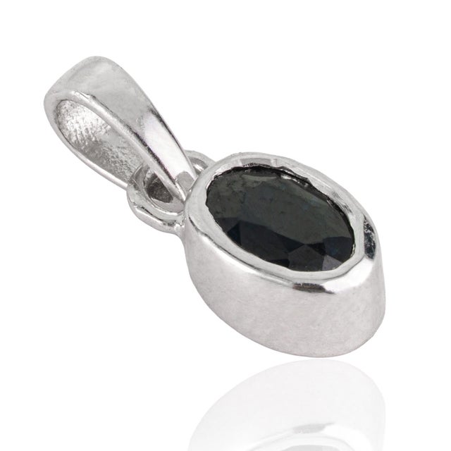 Metal Minimalist Oval 0.6 Ct Blue Sapphire Bezel Set Solitaire Stackable Pendant in 925 Silver For Sale - Image 7 of 12