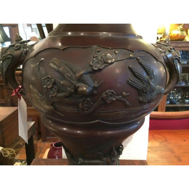 Meiji Period Bronze Twin Handled Urn With Decoration For Sale - Image 4 of 13