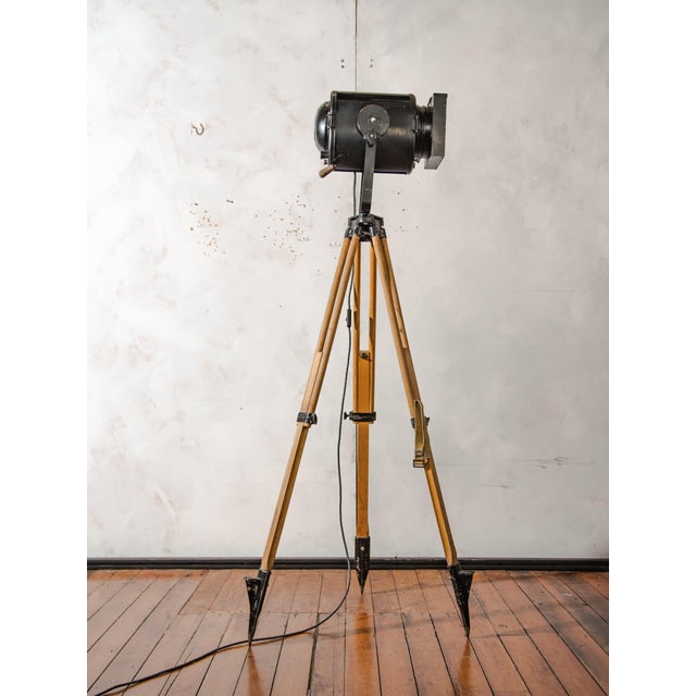 1950s Vintage Industrial Theater Spotlight Floor Lamp from A.E. Cremer, 1950s For Sale - Image 5 of 18