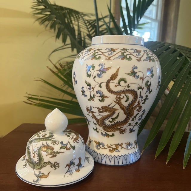Mid-Century Modern Vintage Andrea by Sadek Porcelain Ginger Jar With Lid For Sale - Image 3 of 4