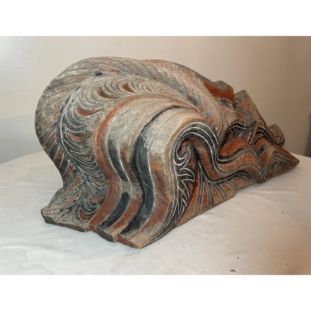 Huge Antique Carved Wood House Facade Singa Indonesia North Sumatra Batak Tribe For Sale In New York - Image 6 of 14