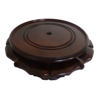 Late 20th Century Finely Carved Chinese Stands in Rosewood For Sale
