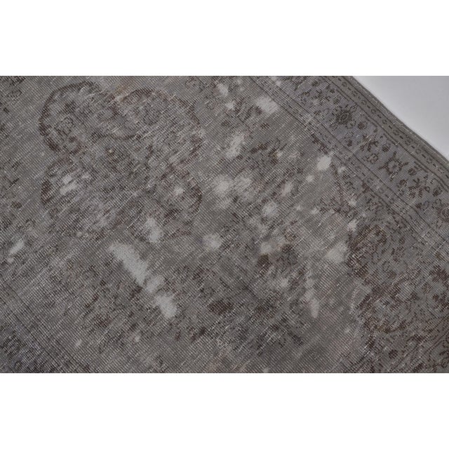 1960s Dove Grey Oushak Antique Carpet For Sale - Image 5 of 10
