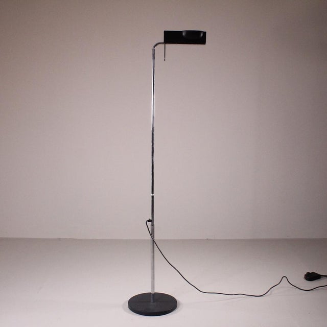 Camera Terra Lamp by Ernesto Gismondi for Artemide, Italy, 1980s, in Good conditions. Designed 1970 to 1979 Up to 250V...