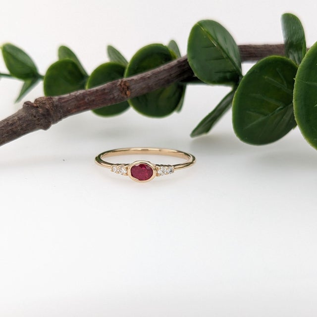 Minimalist Ruby Ring With Earth Mined Diamonds: Solid 14k Gold, Size 6.75 For Sale In Columbus - Image 6 of 10