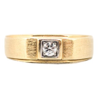 Diamond Ring in Gold For Sale