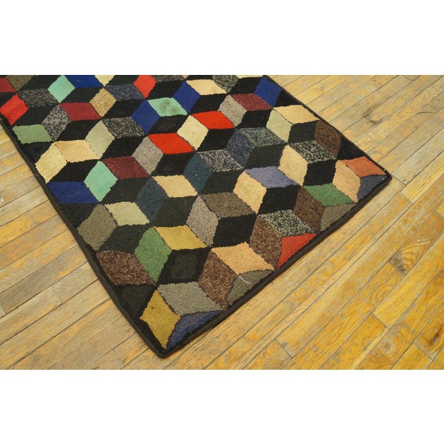 1920s Multicolor Square Tridimensional Antique American Hooked Rug 2'10" X 4'10" Handknotted Wool Carpet For Sale In New York - Image 6 of 6