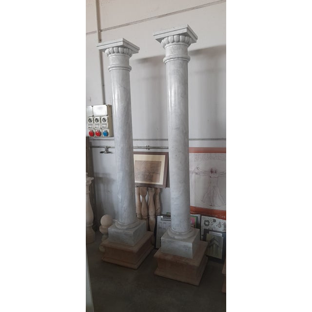 Contemporary Polished Carrara Marble Column by Achille Grassi For Sale - Image 3 of 3