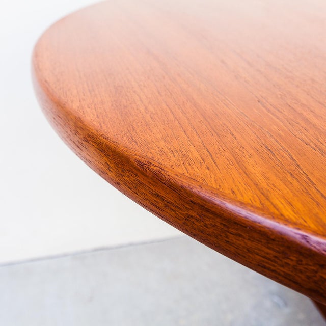 1960s Restored Swedish Mid Century Modern Teak Extension Dining Table Attributed to Joc For Sale In Los Angeles - Image 6 of 13