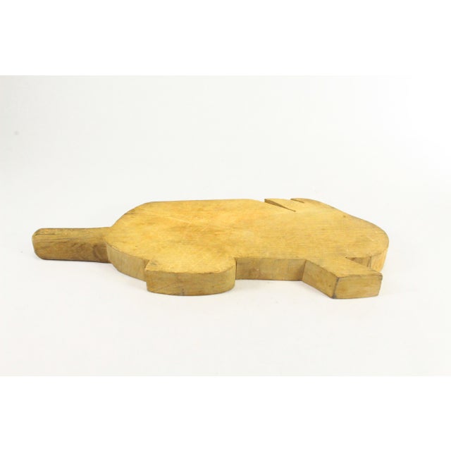 1800's/1900's Folk Art Wooden Bunny Rabbit Shaped Cutting Board Trivet For Sale In Houston - Image 6 of 9