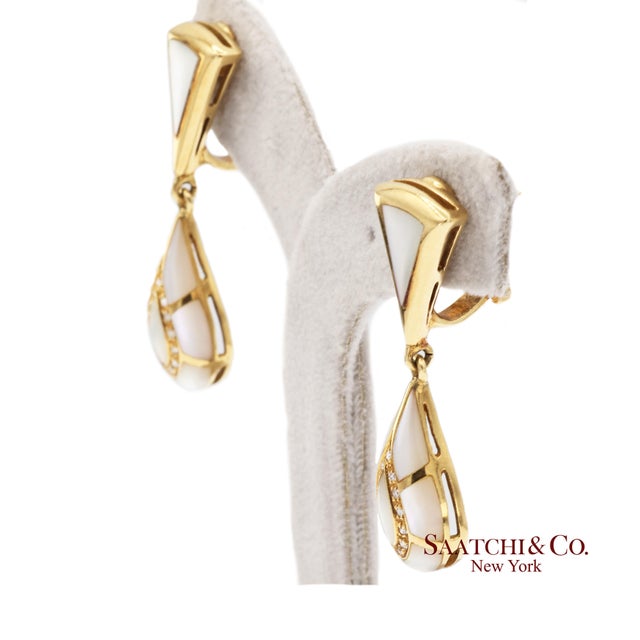 18k Yellow Gold 0.50 Ct Natural Diamond and Mother of Pearl Omega Back Earrings, Pair For Sale In New York - Image 6 of 14