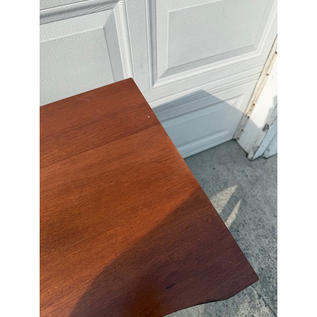 Wood Vintage Federal Hepplewhite Style Inlaid Mahogany Serpentine Sideboard For Sale - Image 7 of 12