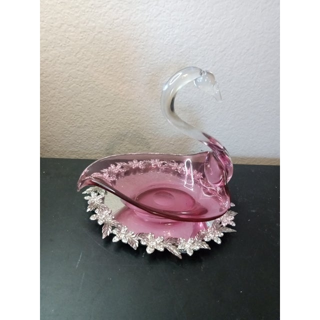 1960s Exquisite Pilgrim Cranberry Glass Swan Bowl For Sale - Image 5 of 8