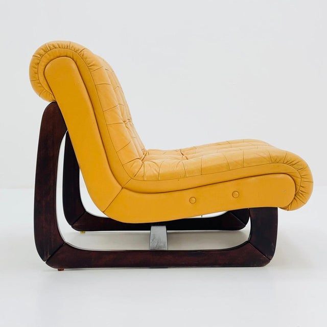 Mid-Century Armchair in Wood and Leather, 1960s For Sale - Image 4 of 11