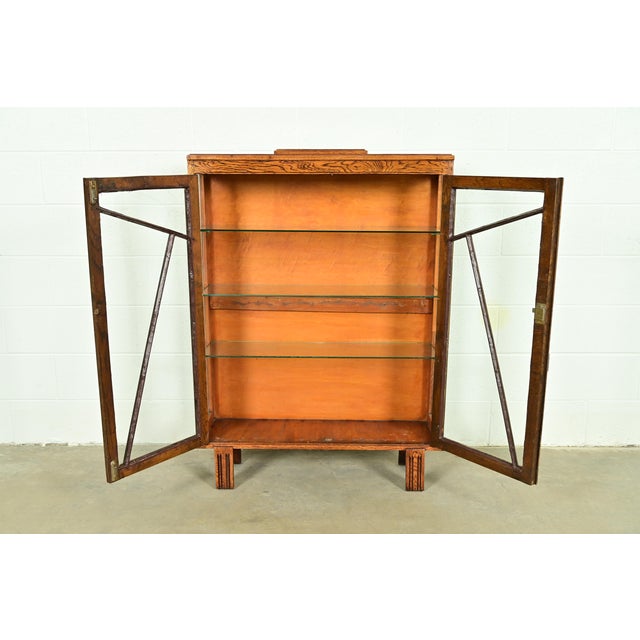 1920s Antique English Art Deco Carved Oak Bookcase or Display Cabinet, Circa 1920s For Sale - Image 5 of 12