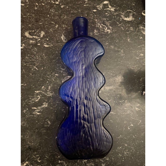 Mid-Century Modern Vintage Blenko, Cobalt Blue “Puzzle Piece” Vase For Sale - Image 3 of 10