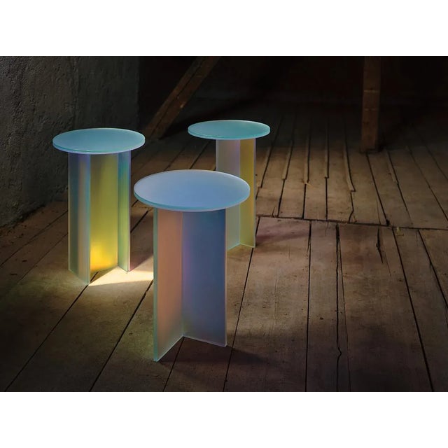 Isola Dichroic Satin Glass L, H and T Side Tables by Brajak Vitberg, Set of 3 For Sale - Image 10 of 12