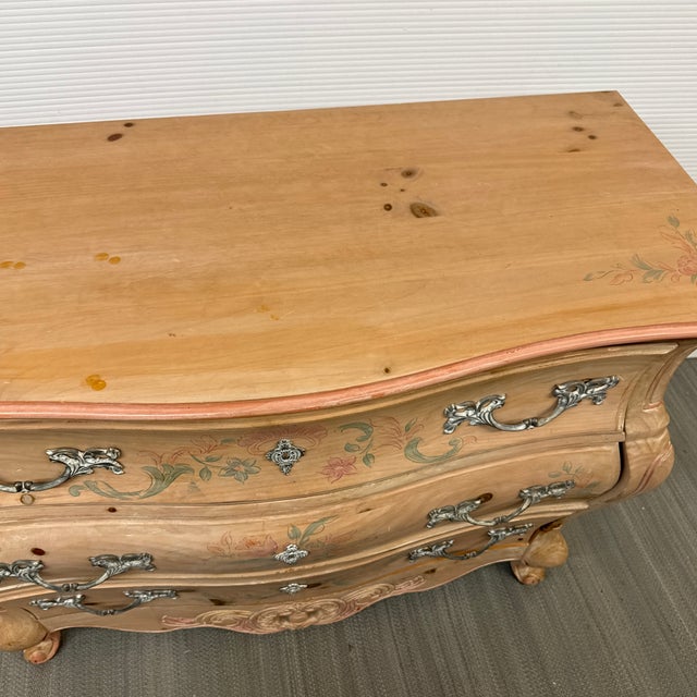 Pulaski Furniture Bombe Chest of Drawers For Sale - Image 12 of 12