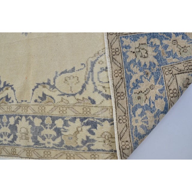 1950s Oversize Anatolian Madaliion Rug For Sale - Image 9 of 10
