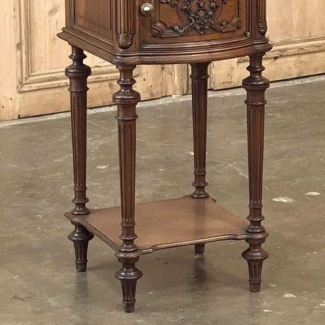 19th Century French Louis XVI Walnut Nightstand For Sale - Image 15 of 16