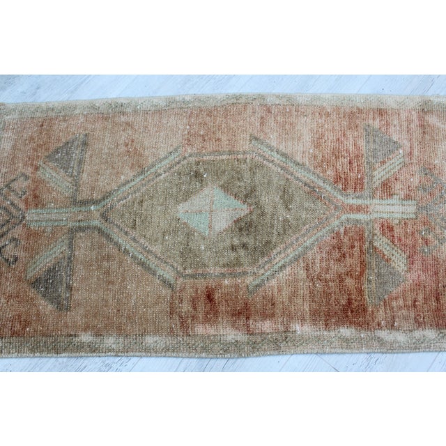 Vintage Turkish Kilim Rug - 20"x38" For Sale - Image 4 of 10