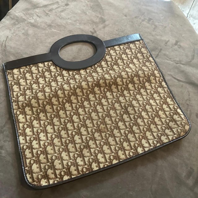 1990s Iconic Continuous Logo Christian Dior Hand Bag Also Usable as a Clutch For Sale - Image 6 of 9