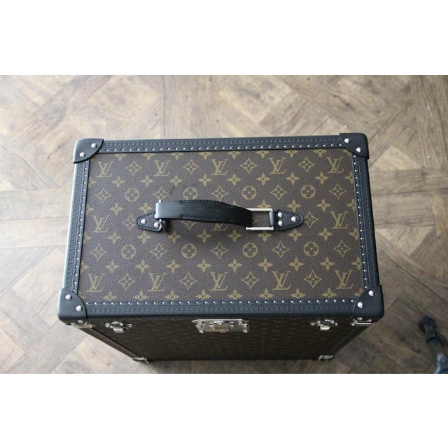 40-Watch Trunk from Louis Vuitton, 2010s For Sale - Image 10 of 18