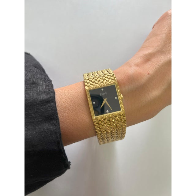 Piaget Black Diamond Dial 18 Karat Yellow Gold Mesh Design Vintage Estate Watch For Sale - Image 11 of 12