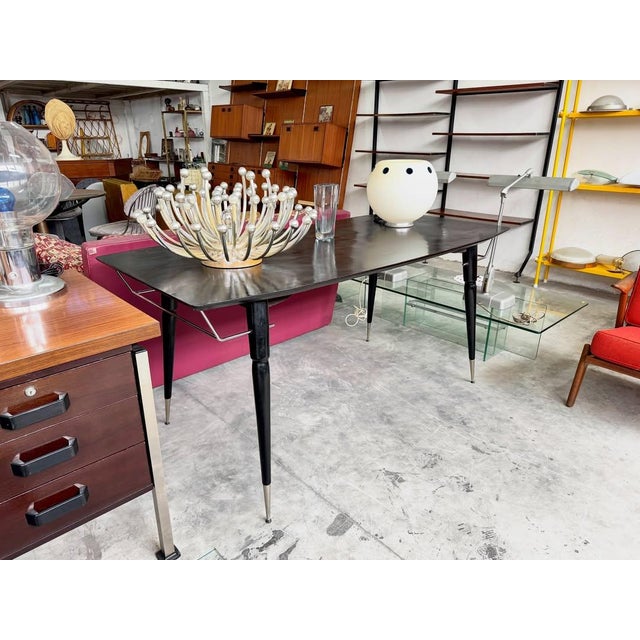 1960s Black Lacquered Wood Dining Table with Conical Legs and Chrome Details, 1960s For Sale - Image 5 of 9