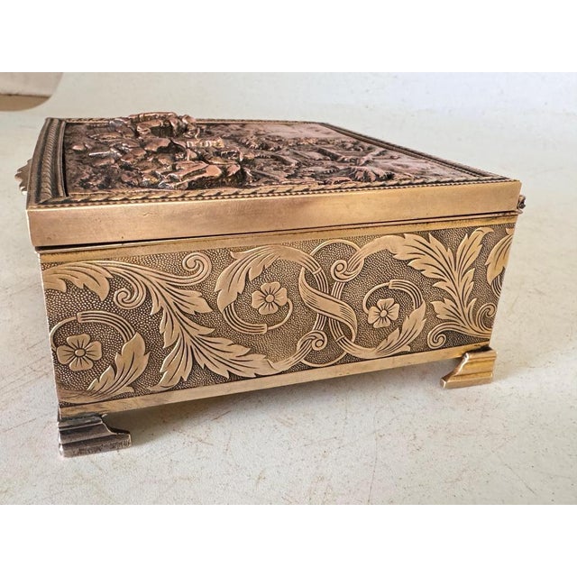 Decorative Jewelry Box in Silver and Gold Coloured Metal, France, 20th Century For Sale - Image 10 of 17