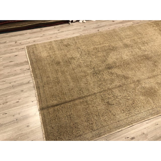 Textile Vintage Tan Oushak Handmade Tribal Rug For Sale - Image 7 of 11