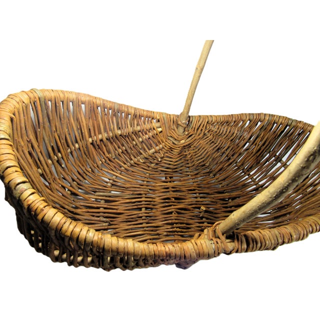 Vintage Europeon Buttocks Gathering Basket 19" For Sale - Image 11 of 12