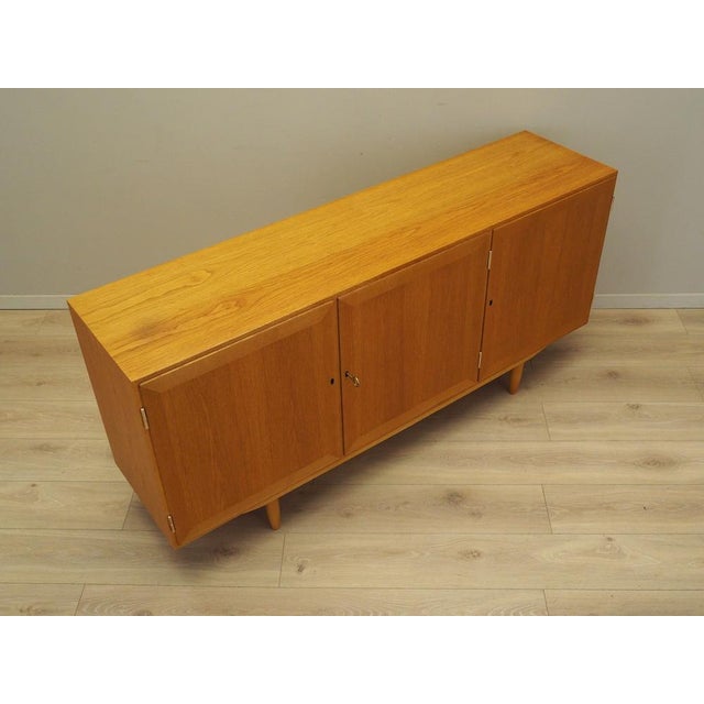 Yellow Danish Ash Sideboard attributed to Carlo Jensen for Hundevad & Co., 1970s For Sale - Image 8 of 18