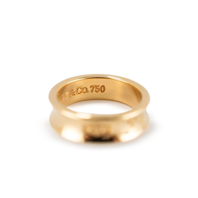 Modern Vintage Tiffany & Co. 1837 Medium Model 18k Yellow Gold Concave Band Ring, Size 6.5 For Sale - Image 3 of 8