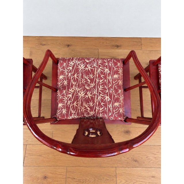 Chinoiserie Vintage Chinese Horseshoe Back Arm Chairs With Palm Pattern Seat Cushions. Set of 4. For Sale - Image 3 of 8