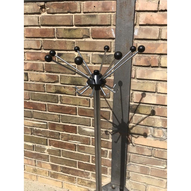 Mid-Century Sputnik Clothes Rack For Sale - Image 4 of 6