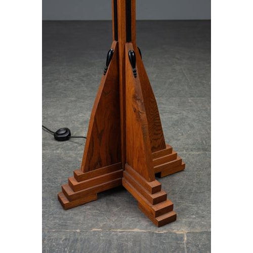 Amsterdam School Standing Lamp, 1930s For Sale - Image 3 of 11