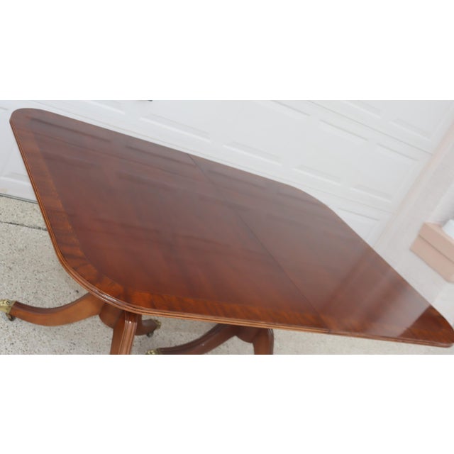 WELCOME AND THANK YOU FOR TAKING THE TIME TO LOOK!! Absolutely gorgeous, Stunning, Elegant Henredon double pedestal dining...