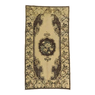 Vintage Turkish Oushak Rug - 04'06 X 08'00 For Sale