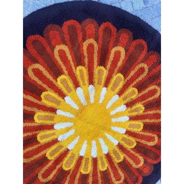 Vintage French Hand-Knotted Cogolin Round Rug, 1960s For Sale - Image 3 of 18