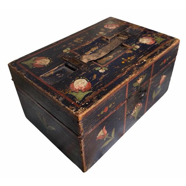 Folk Art Antique Pennsylvania Dutch Folk Art Box For Sale - Image 3 of 5