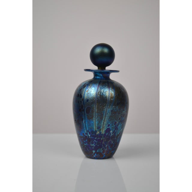 1970s Perfume Bottle in Blue Iridescent Art Glass from Isle of Wight, 1970s For Sale - Image 5 of 13
