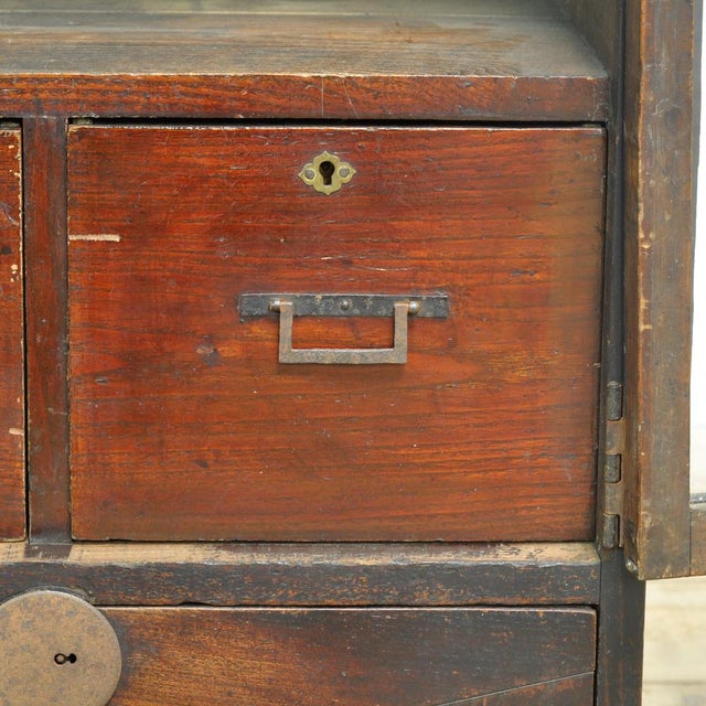 Small Japanese Display Cabinet, 1925 For Sale - Image 11 of 14